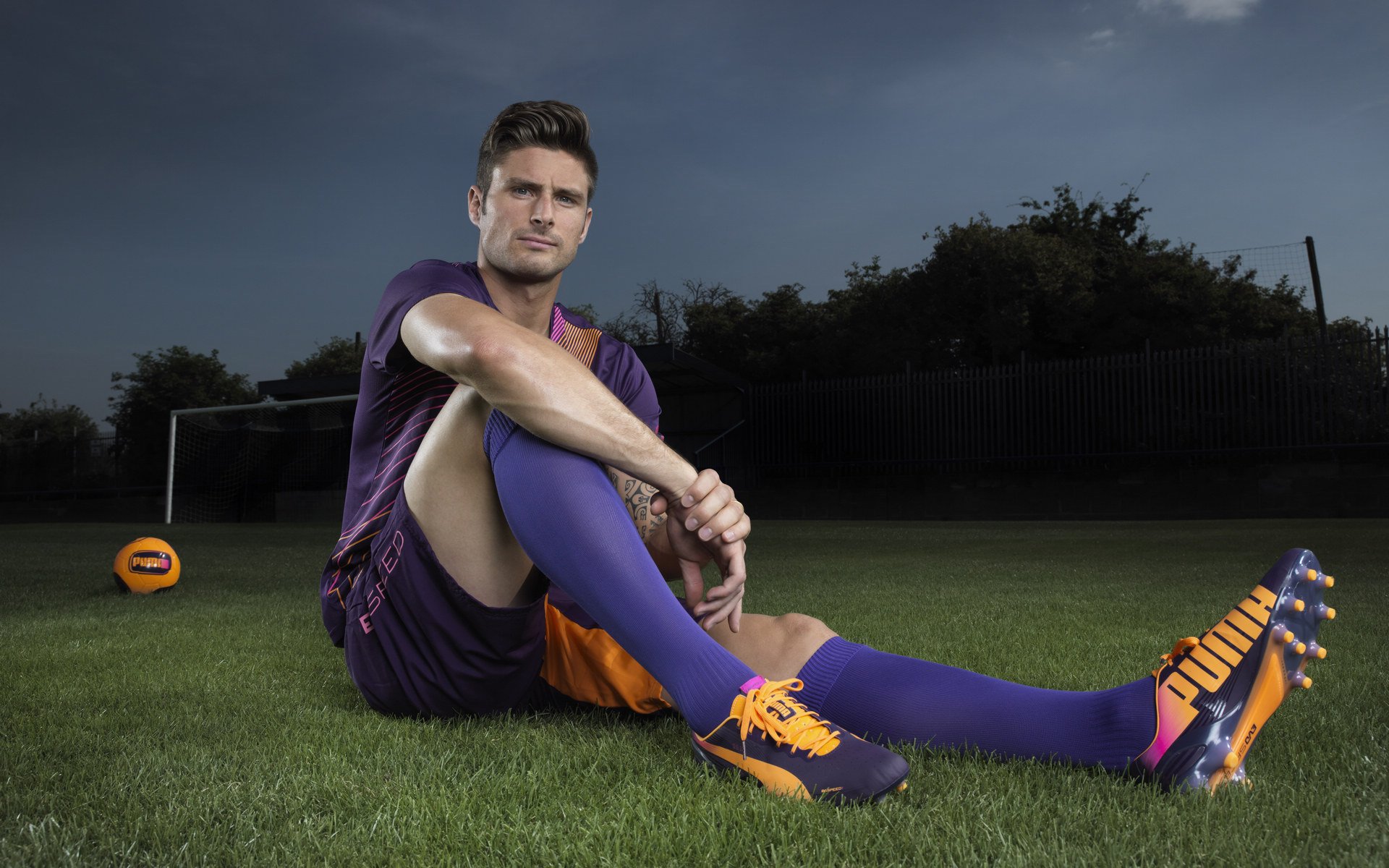 开云·体育官网APP下载-中超联赛场地标准升级引发广泛讨论，中超足球场地标准尺寸图